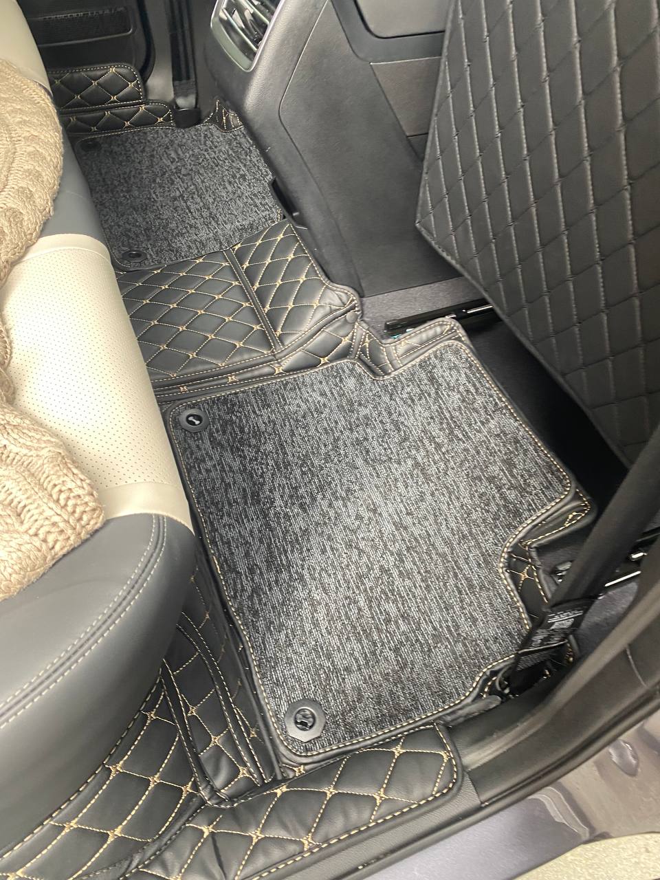 Автомобильные 3D коврики из экокожи для Chery
